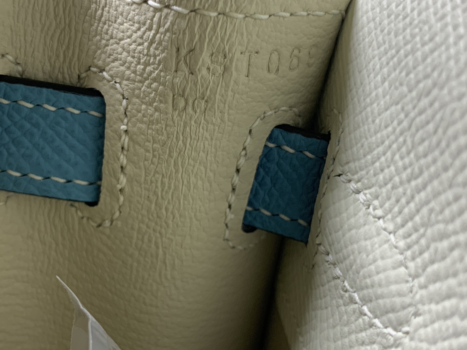 Elegant Kelly 25 Inspired Two-Tone Leather Top Handle Bag 9 i1753782969836 5449 0 7