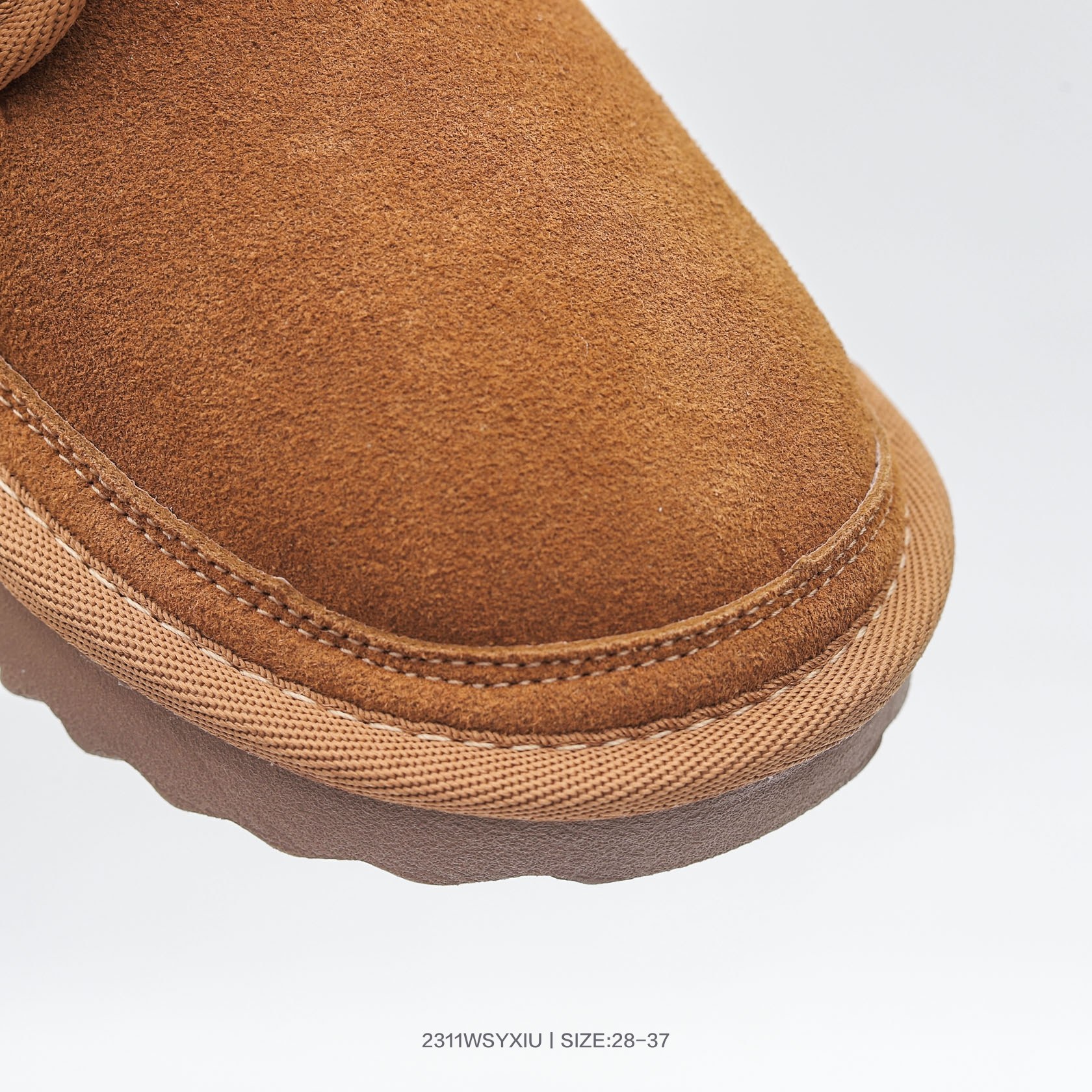 图片[8]-UGG/雪地靴 童鞋 防水麂绒皮革鞋面，内嵌17MM羊皮毛内底，轻翼科技外底❗️Angelababy代言款，蓬然心动，美国轻奢品牌UGG W Mini Bailey Button Bling贝莉系列中筒加绒休闲百搭短靴\” 尺码：28 29 30 31 32 33 34 35 36 37-选品中心