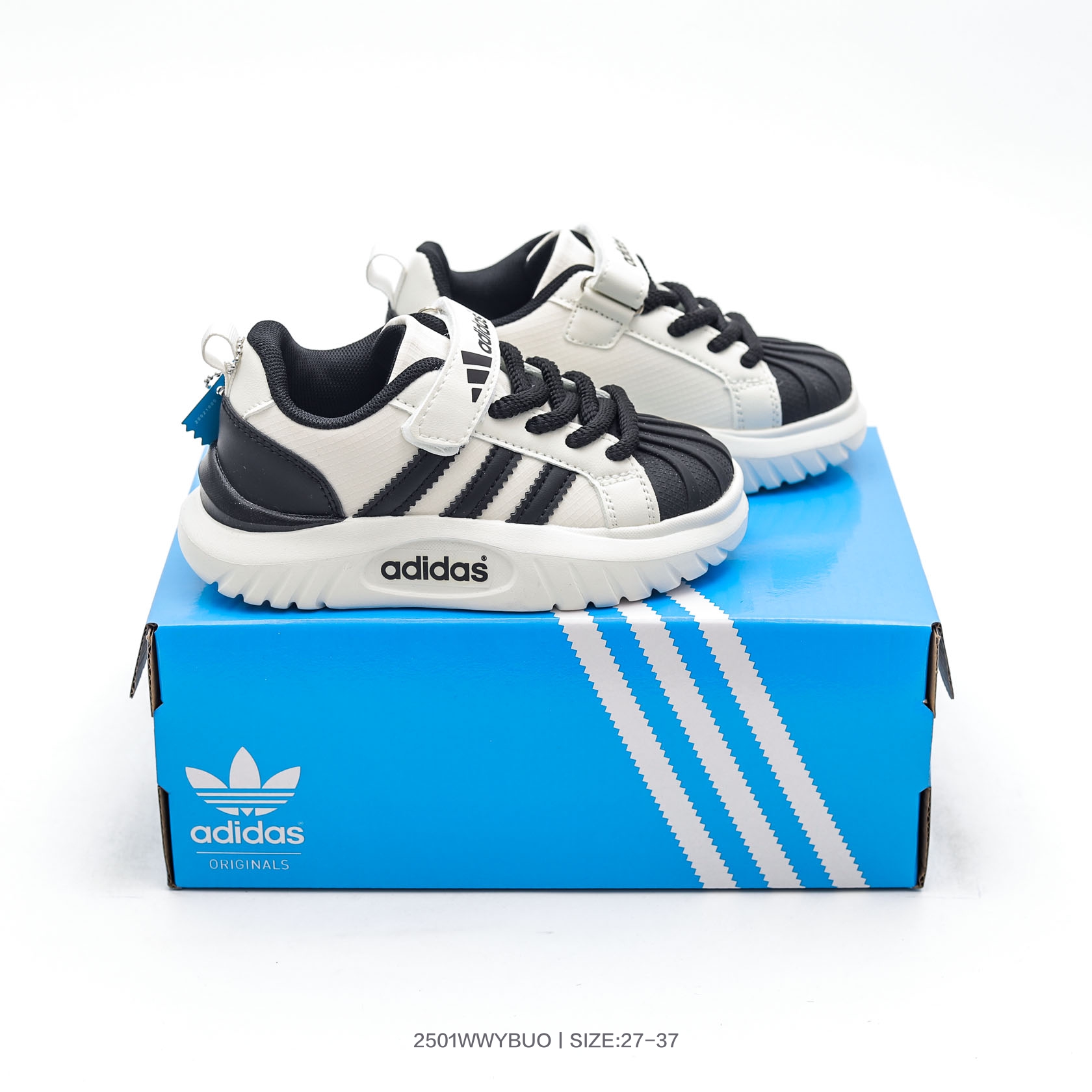 图片[2]-集🈴 阿迪达斯Adidas儿童经典复古低帮百搭魔术贴休闲运动板鞋 尺码：27 28 29 30 31 32 33 34 35 36 37-选品中心