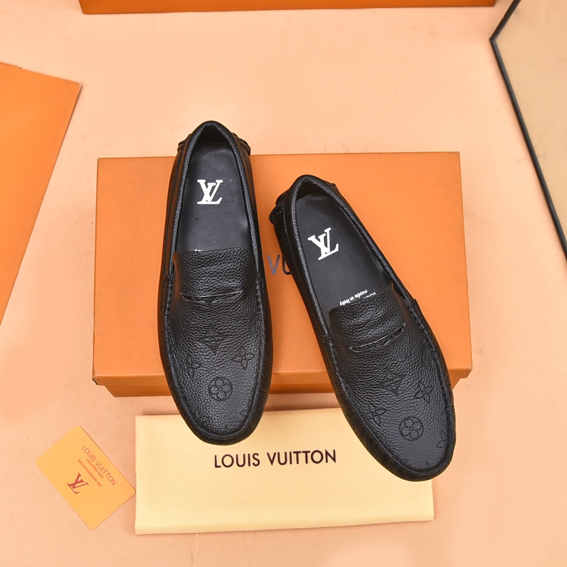 Louis Vuitton Casual Schoenen Kalfsleer Koeienhuid Schapenvacht Lente/Zomercollectie Casual