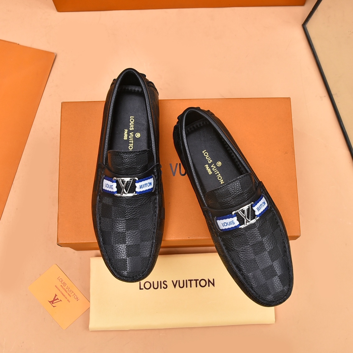 Louis Vuitton Casual Schoenen Kalfsleer Koeienhuid Schapenvacht Lente/Zomercollectie Casual