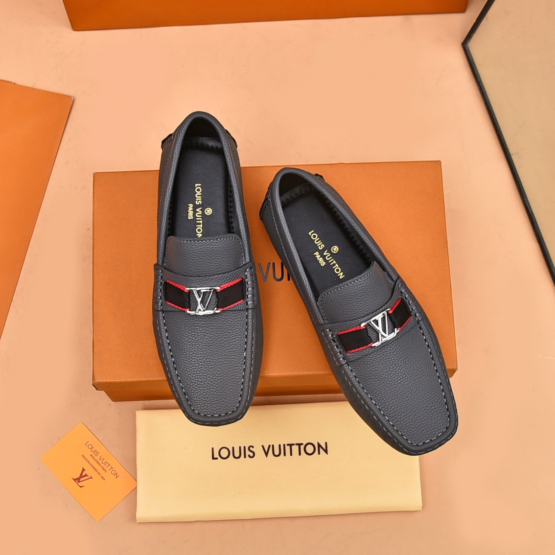 Louis Vuitton Casual Schoenen Kalfsleer Koeienhuid Schapenvacht Lente/Zomercollectie Casual