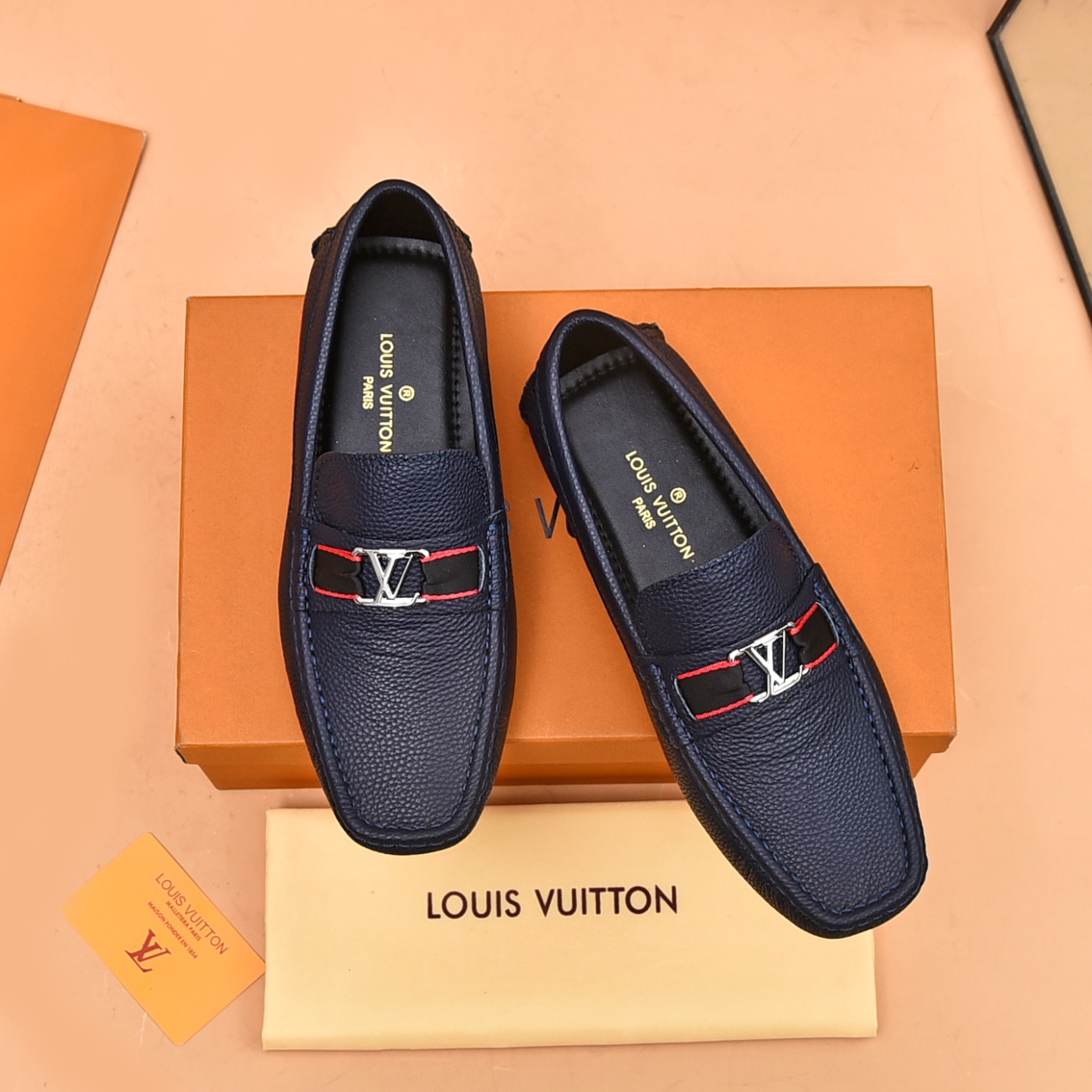 Louis Vuitton Casual Schoenen Kalfsleer Koeienhuid Schapenvacht Lente/Zomercollectie Casual