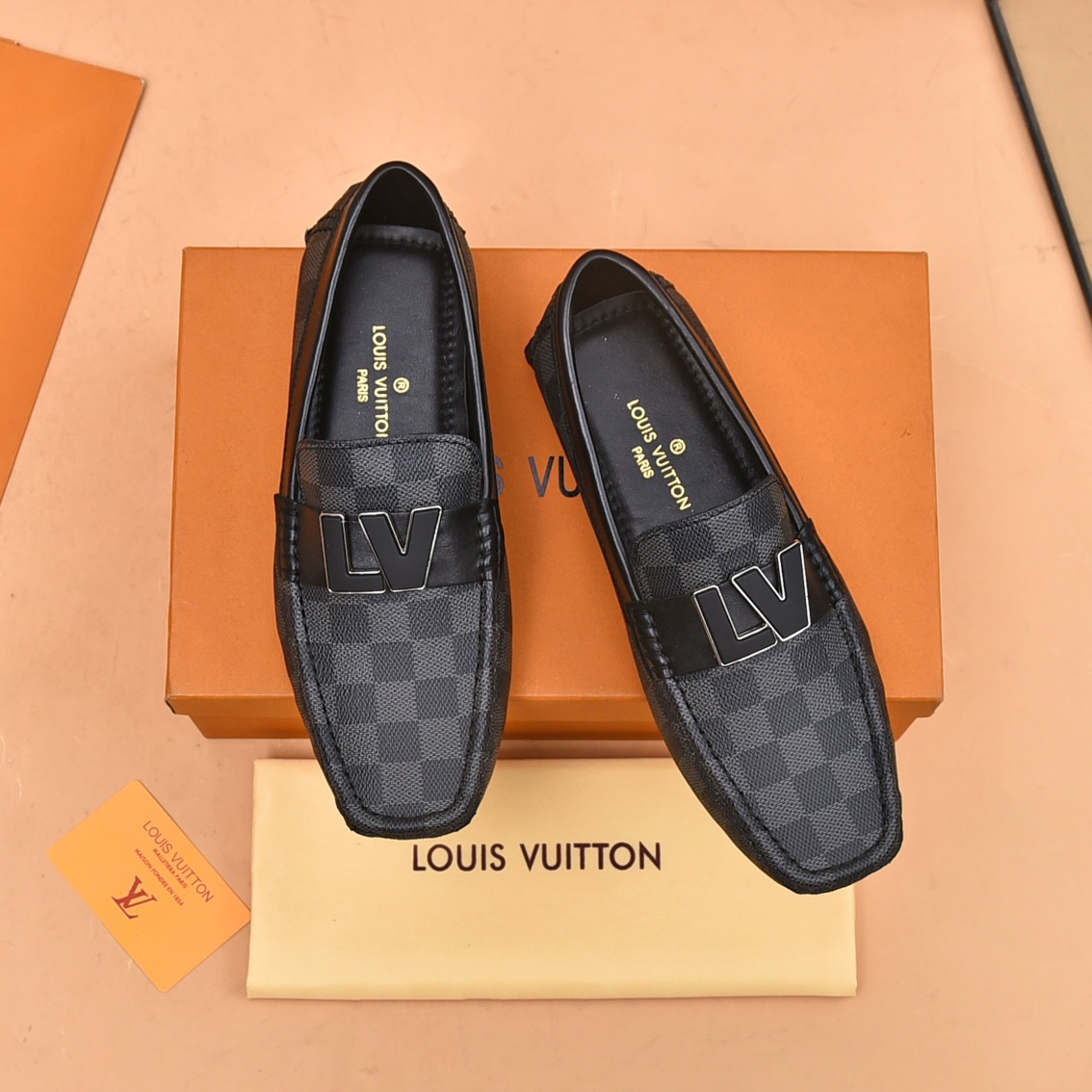 Louis Vuitton Casual Schoenen Kalfsleer Koeienhuid Schapenvacht Lente/Zomercollectie Casual