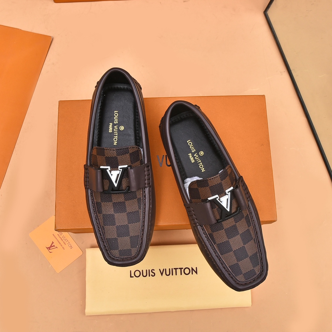 Louis Vuitton Casual Schoenen Kalfsleer Koeienhuid Schapenvacht Lente/Zomercollectie Casual