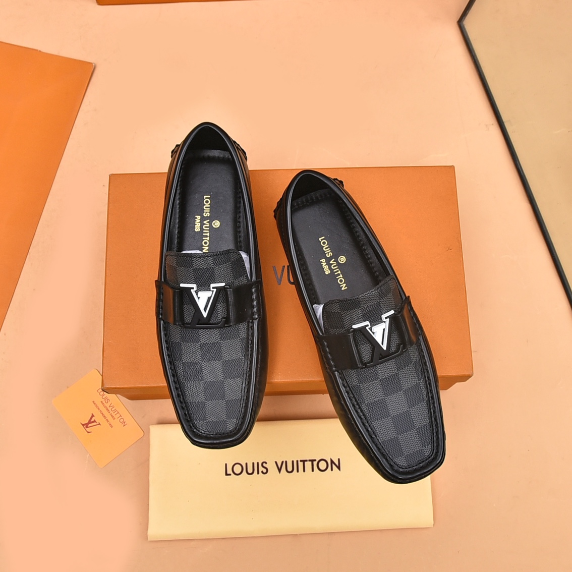 Louis Vuitton Casual Schoenen Kalfsleer Koeienhuid Schapenvacht Lente/Zomercollectie Casual