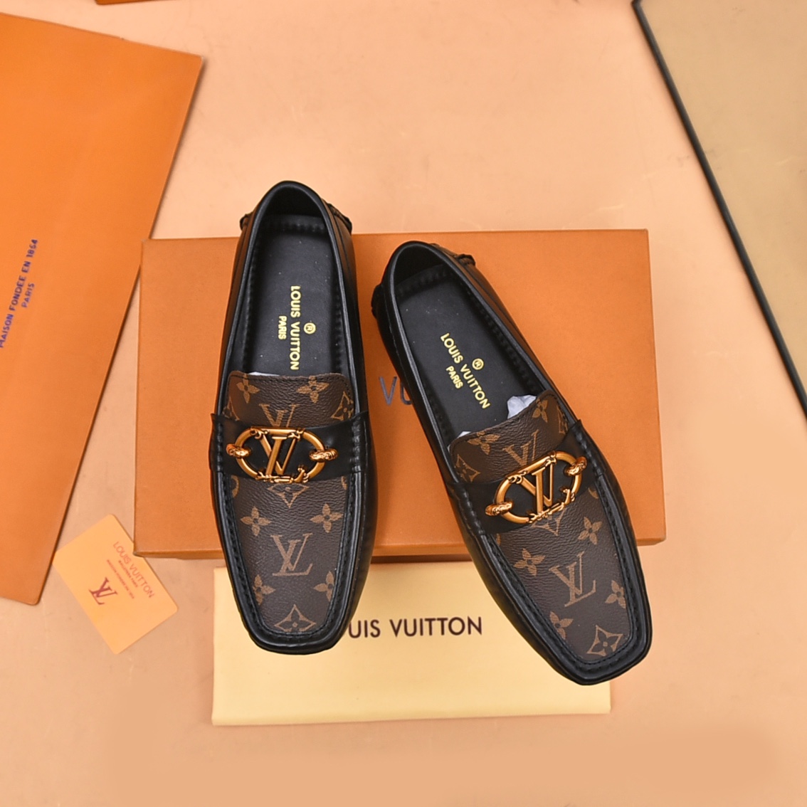 Louis Vuitton Casual Schoenen Kalfsleer Koeienhuid Schapenvacht Lente/Zomercollectie Casual