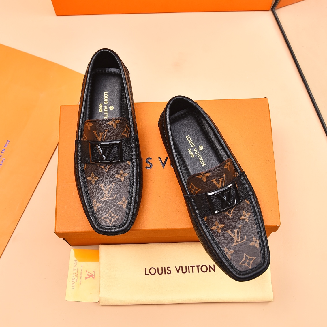 Louis Vuitton Casual Shoes Buy The Best Replica
 Calfskin Cowhide Sheepskin Spring/Summer Collection Casual