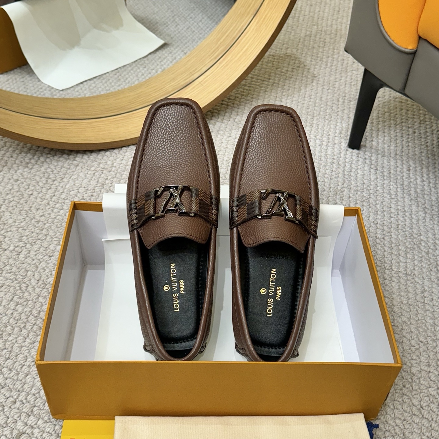 Louis Vuitton 2025 Spring/Summer GLORIA Loafers - Premium Leather 3 i1742590311053 343 0 1