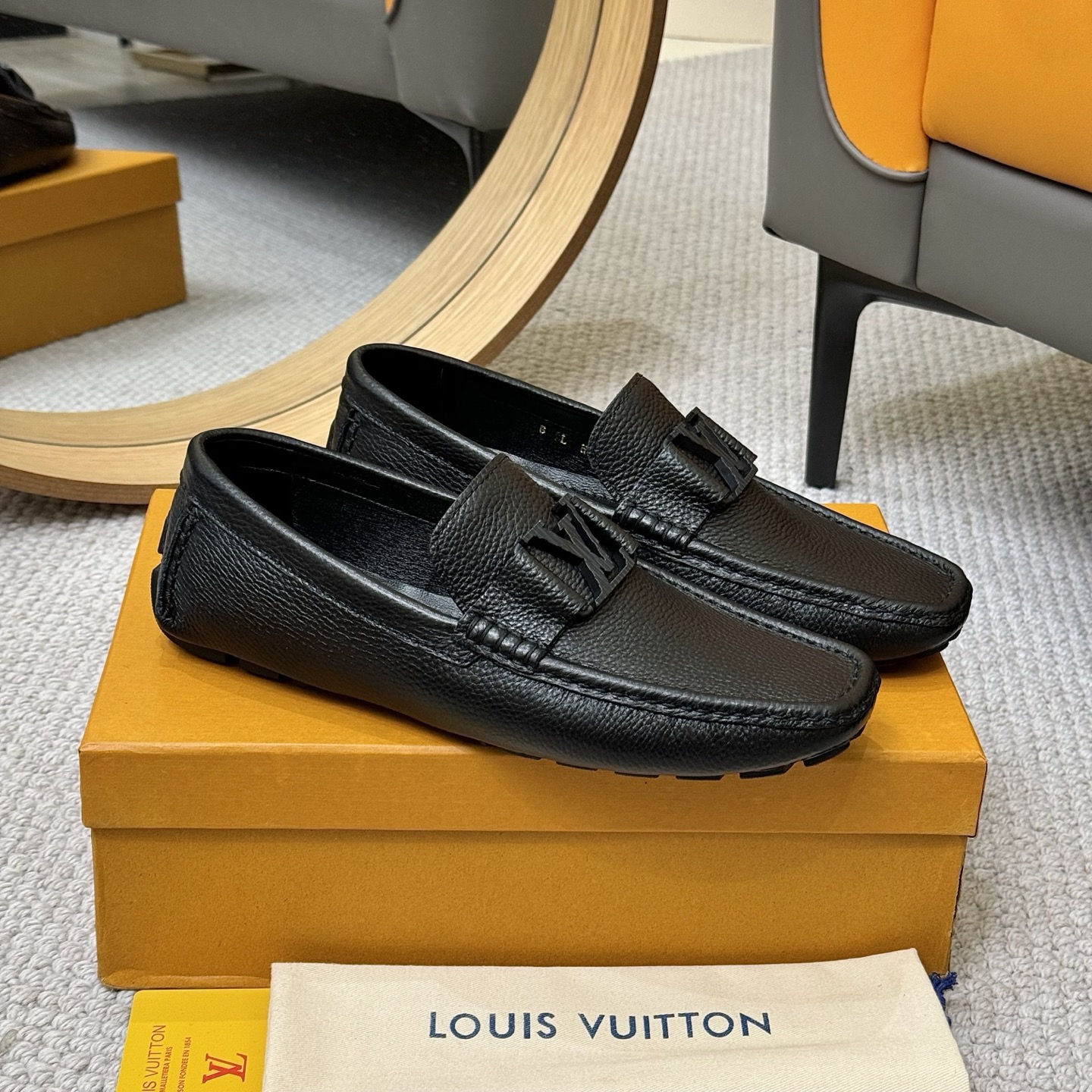 Louis Vuitton GLORIA Series Leather Loafers with Monogram - Sizes 38-46 4 i1742590423750 3176 0 2