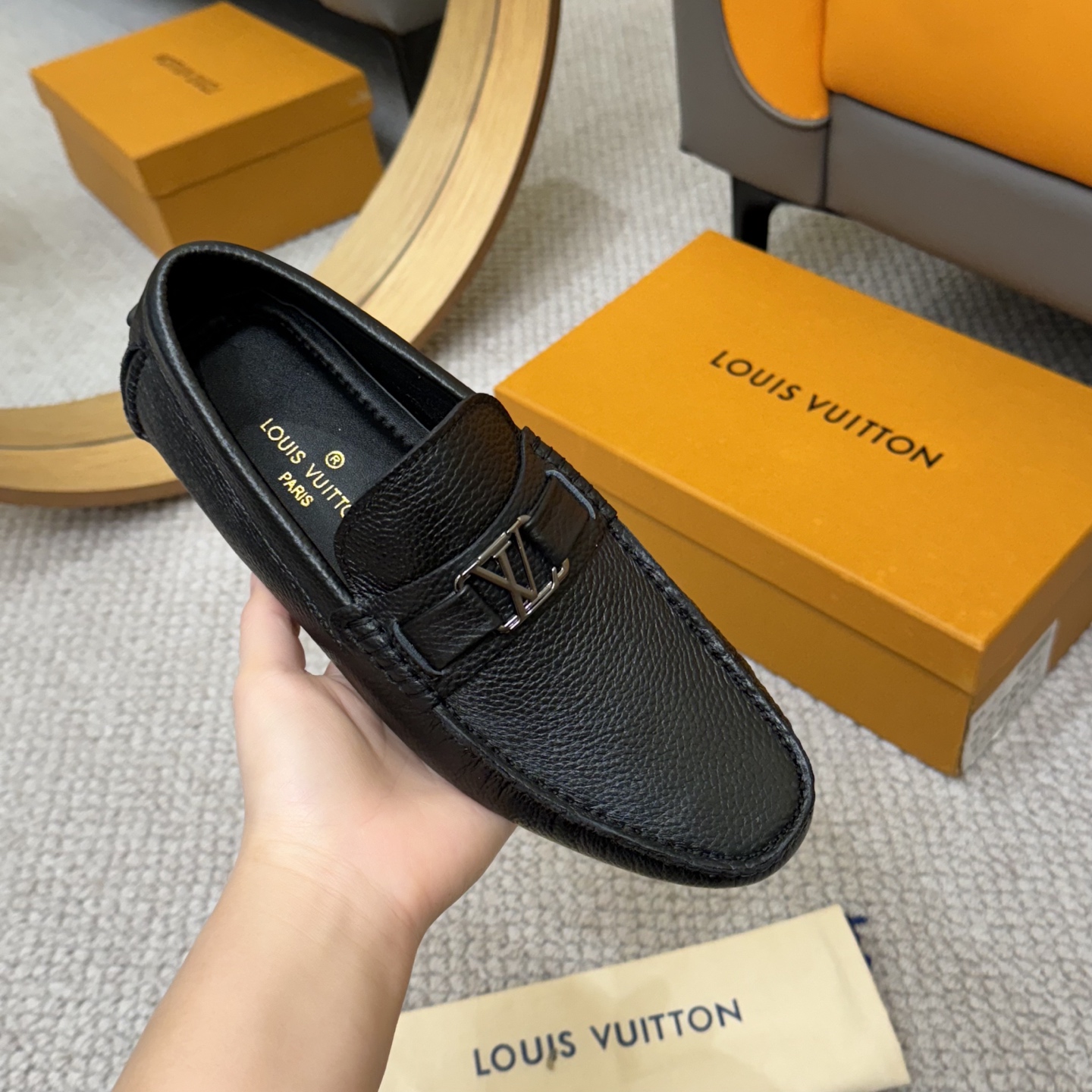 Louis Vuitton GLORIA Series Men's Leather Loafers Classic Driving Shoes 6 i1742590662049 3261 0 4