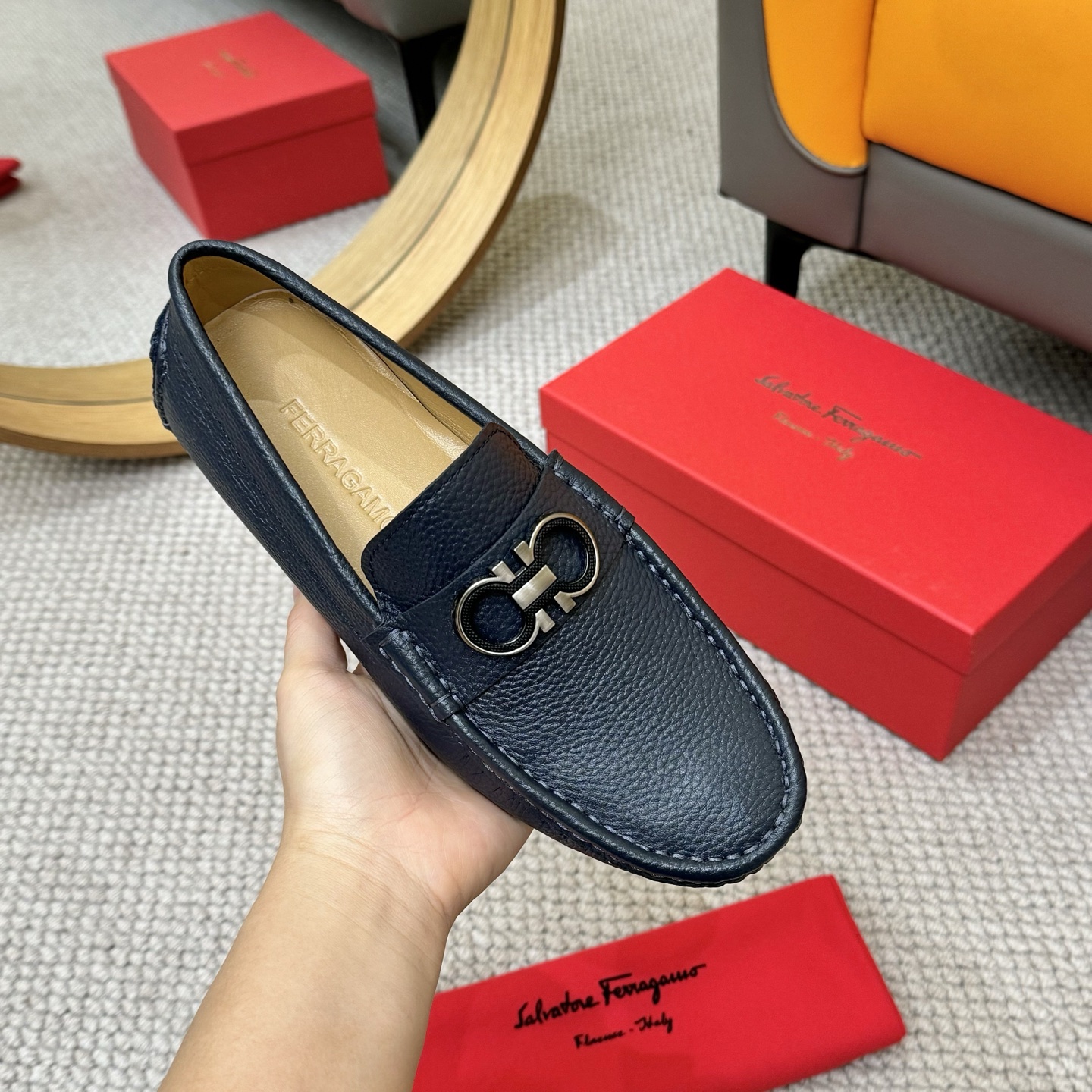 Salvatore Ferragamo Men's Leather Loafers - Italian Craftsmanship 6 i1743699735036 757 0 4