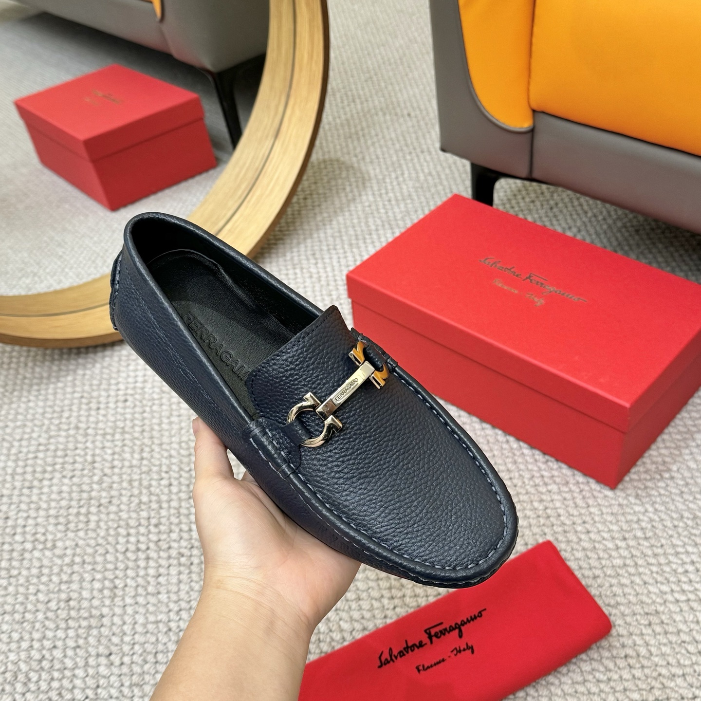 Salvatore Ferragamo Men's Leather Loafers with Iconic Buckle Detail 6 i1743699885421 5289 0 4