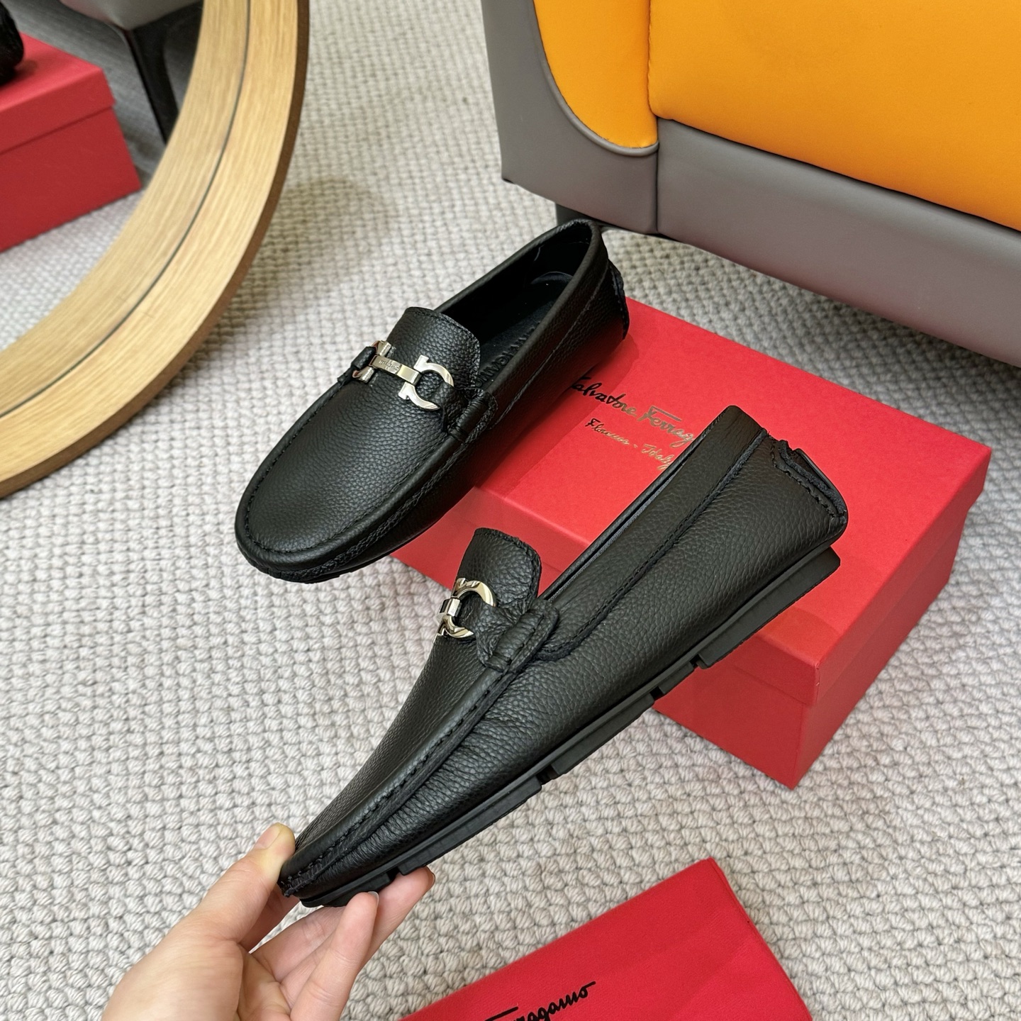 Salvatore Ferragamo Men's Leather Loafers with Iconic Buckle 5 i1743699903525 5498 0 3