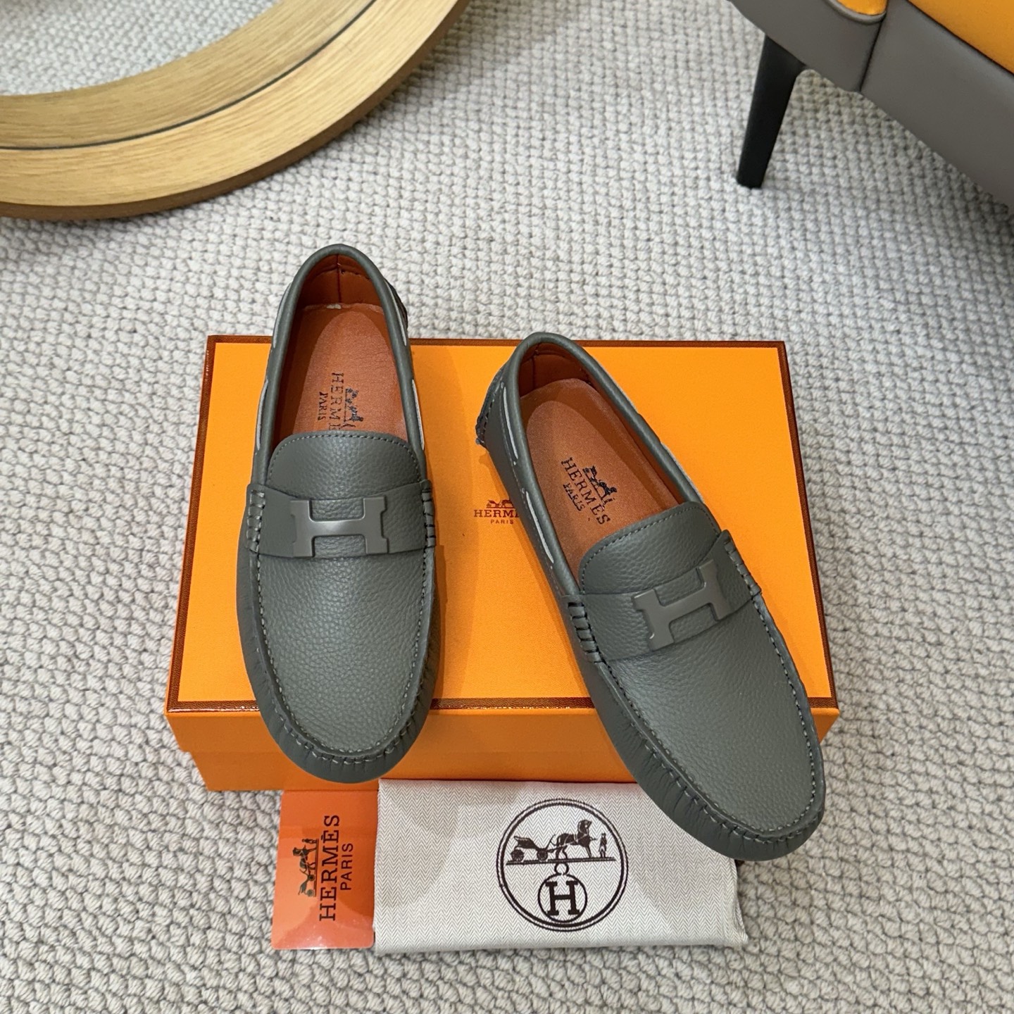 Hermès Men's Leather Loafers - Italian Calfskin, Comfortable Slip-Ons 2 i1743700428899 2882 0 0