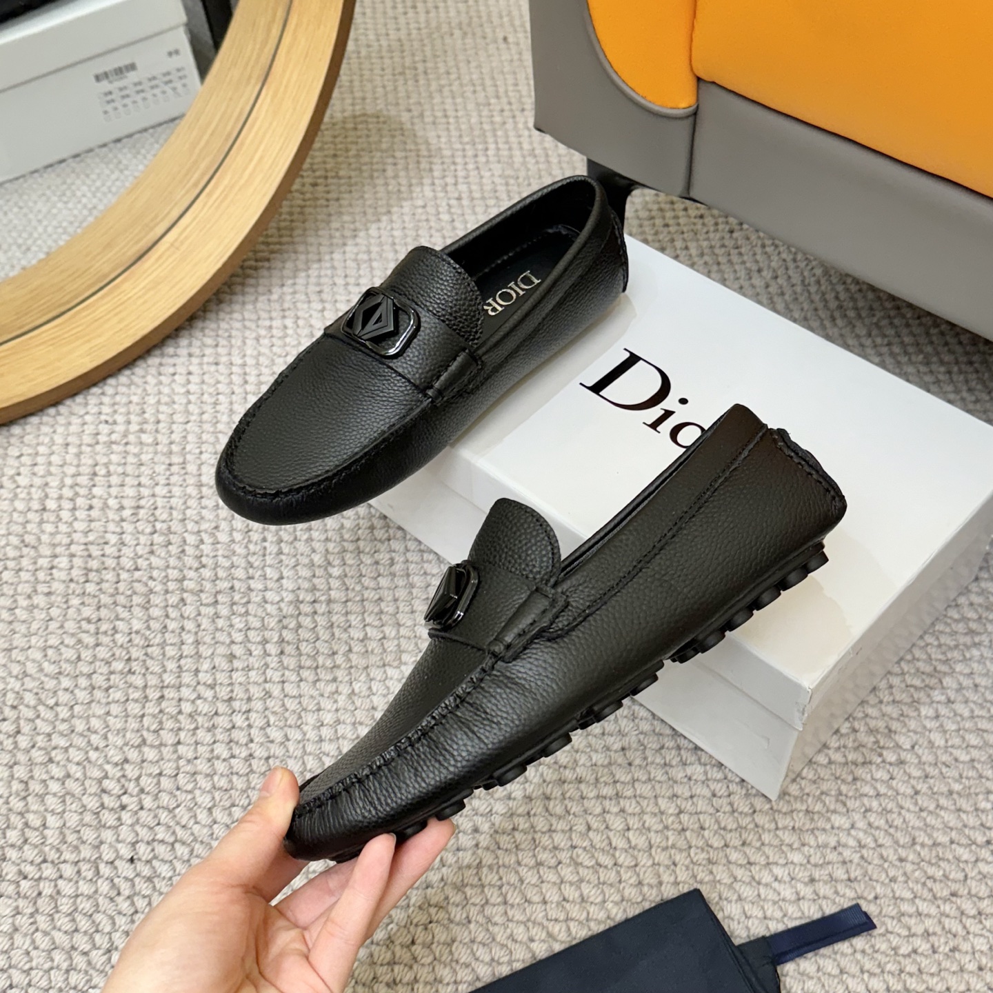 DIOR Men's Leather Loafers Stylish and Comfortable Slip-Ons 5 i1743700785548 4747 0 3