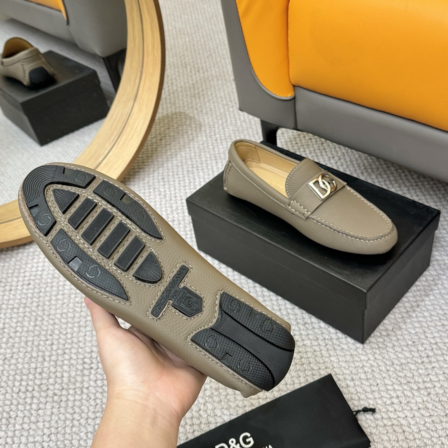 Dolce&Gabbana Leather Driving Moccasins With Metal D&G Logo in Gray 8 i1744399750463 4742 0 6