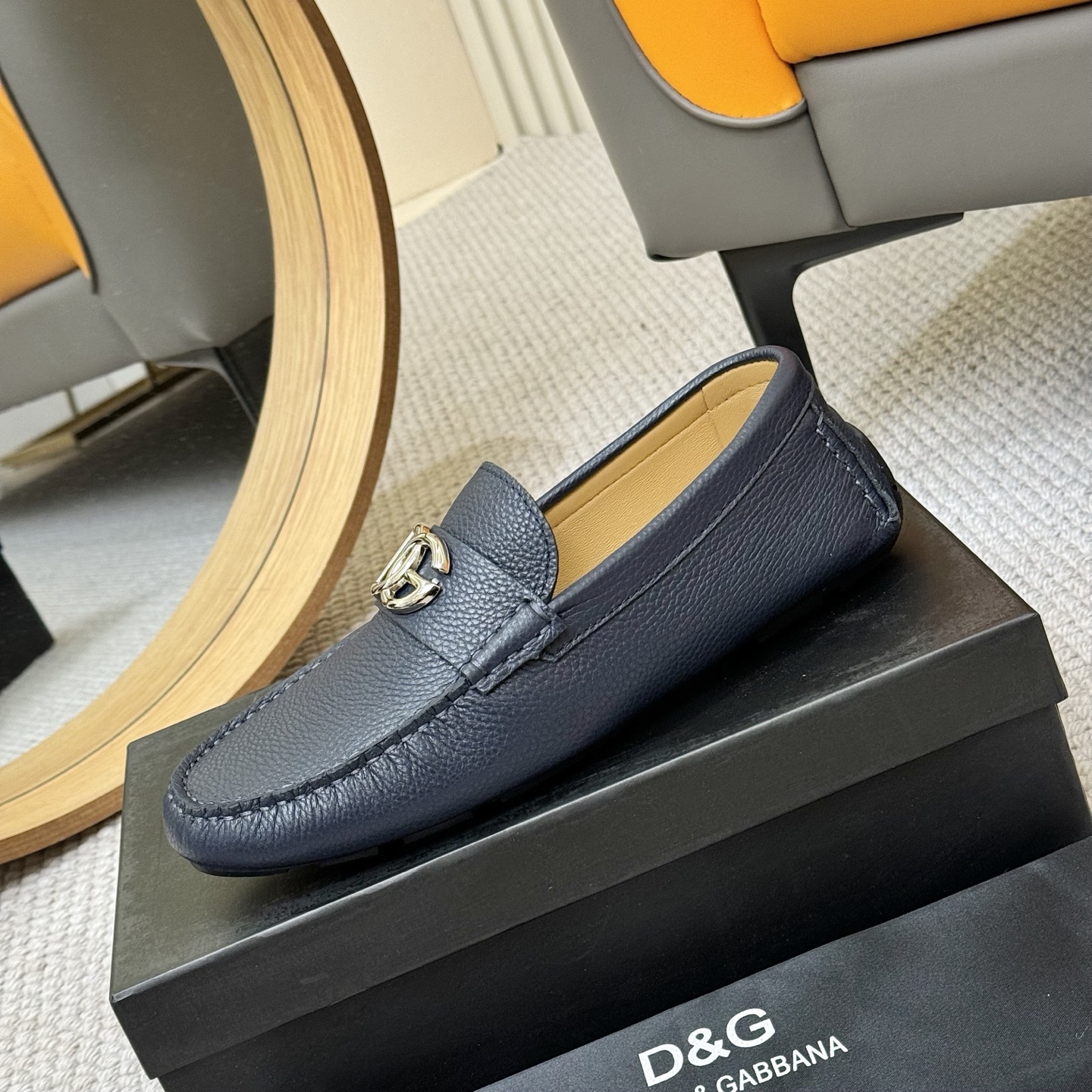 Dolce & Gabbana Leather Driving Moccasins with DG Hardware and Rubber Sole 7 i1744399769999 518 0 5