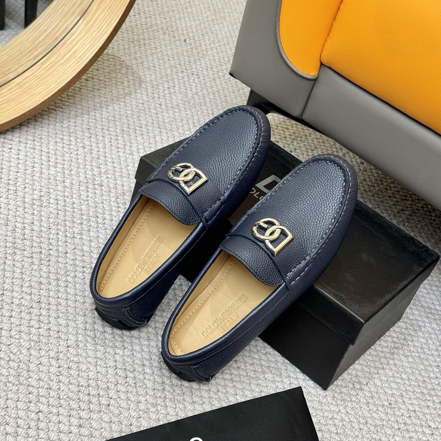 Dolce & Gabbana Leather Driving Moccasins with DG Hardware and Rubber Sole 9 i1744399770809 2665 0 7