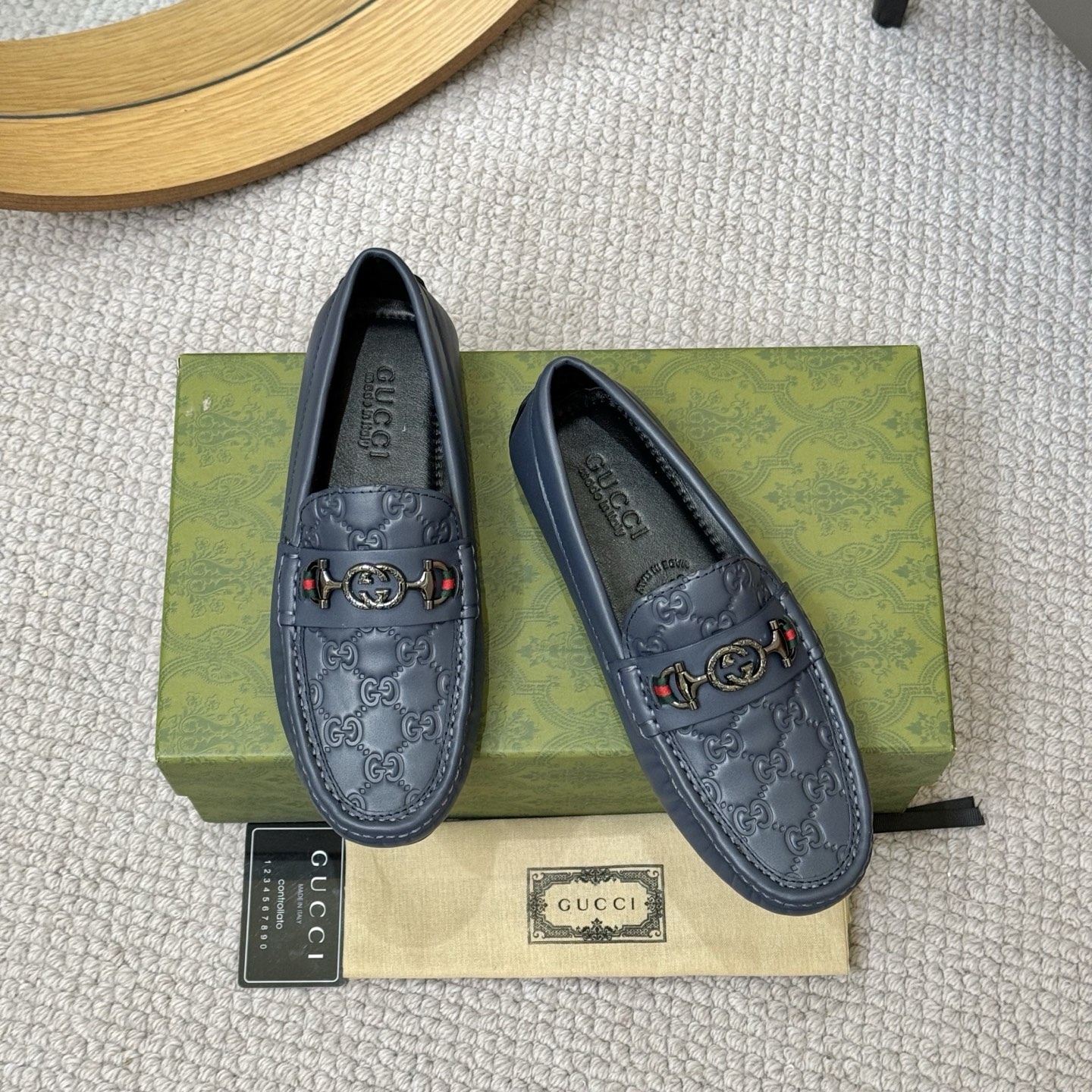 Gucci Classic Loafers in Embossed Leather with Signature Horsebit Detail 2 i1752858998834 2556 0 0