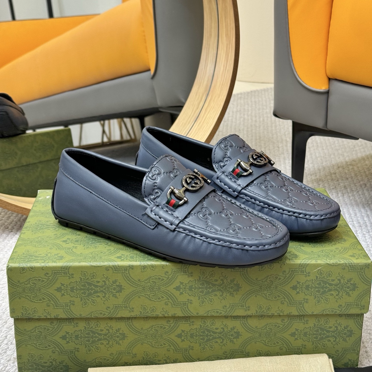 Gucci Classic Loafers in Embossed Leather with Signature Horsebit Detail 4 i1752859002050 5654 0 2