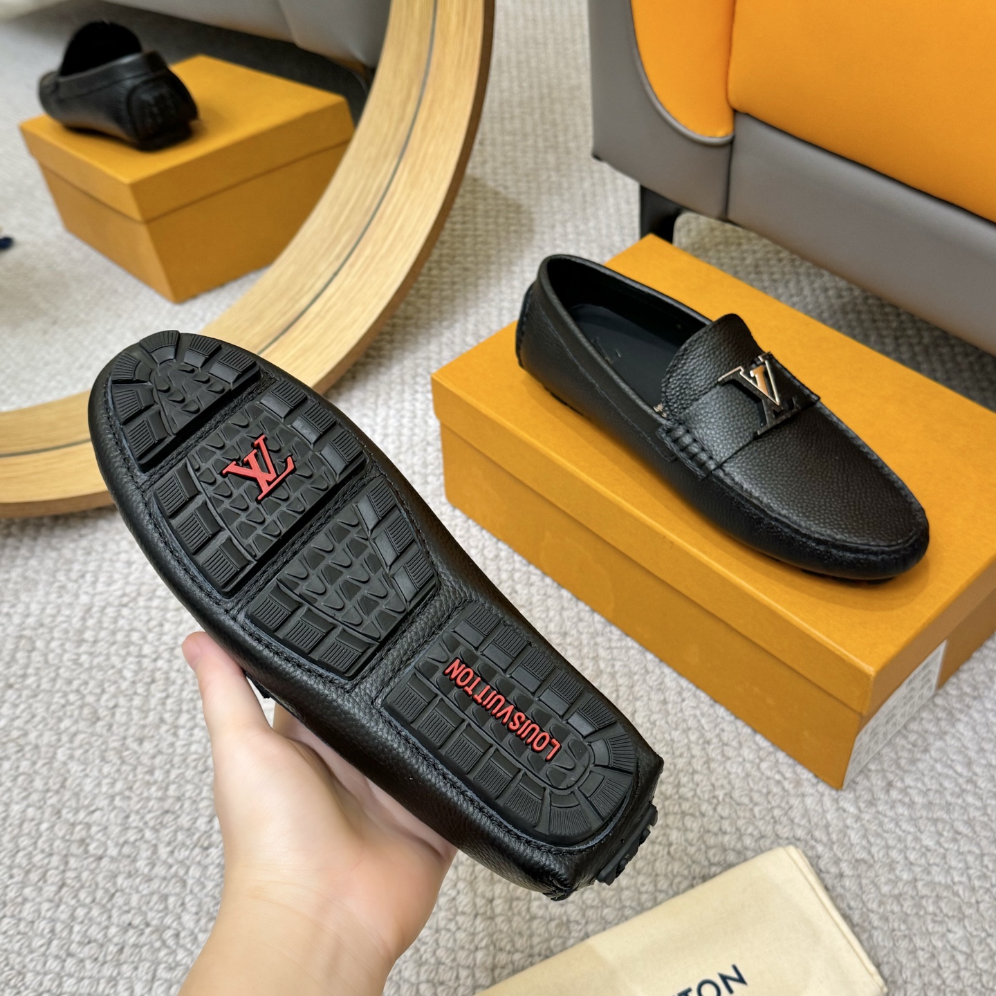 Louis Vuitton 2025 Spring/Summer Gloria Leather Driving Loafers 8 i1752859603037 3419 0 6