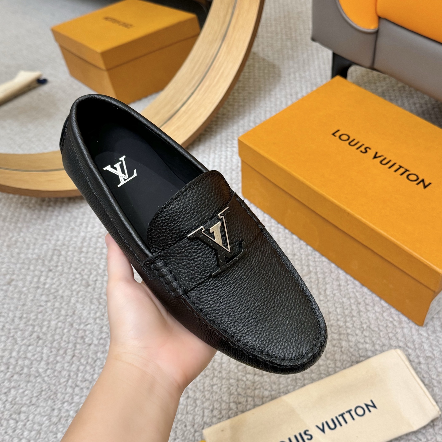 Louis Vuitton 2025 Spring/Summer Gloria Leather Driving Loafers 6 i1752859607597 4864 0 4