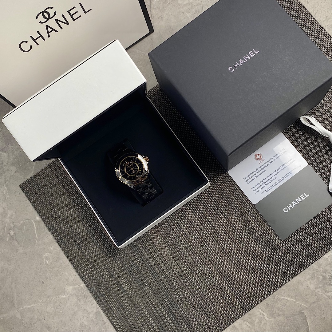 Часы Chanel