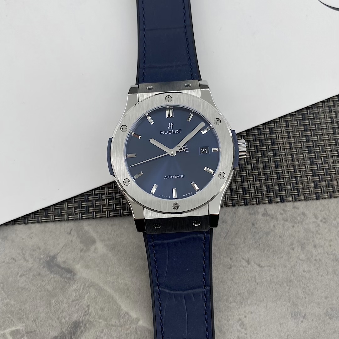 Часы Hublot