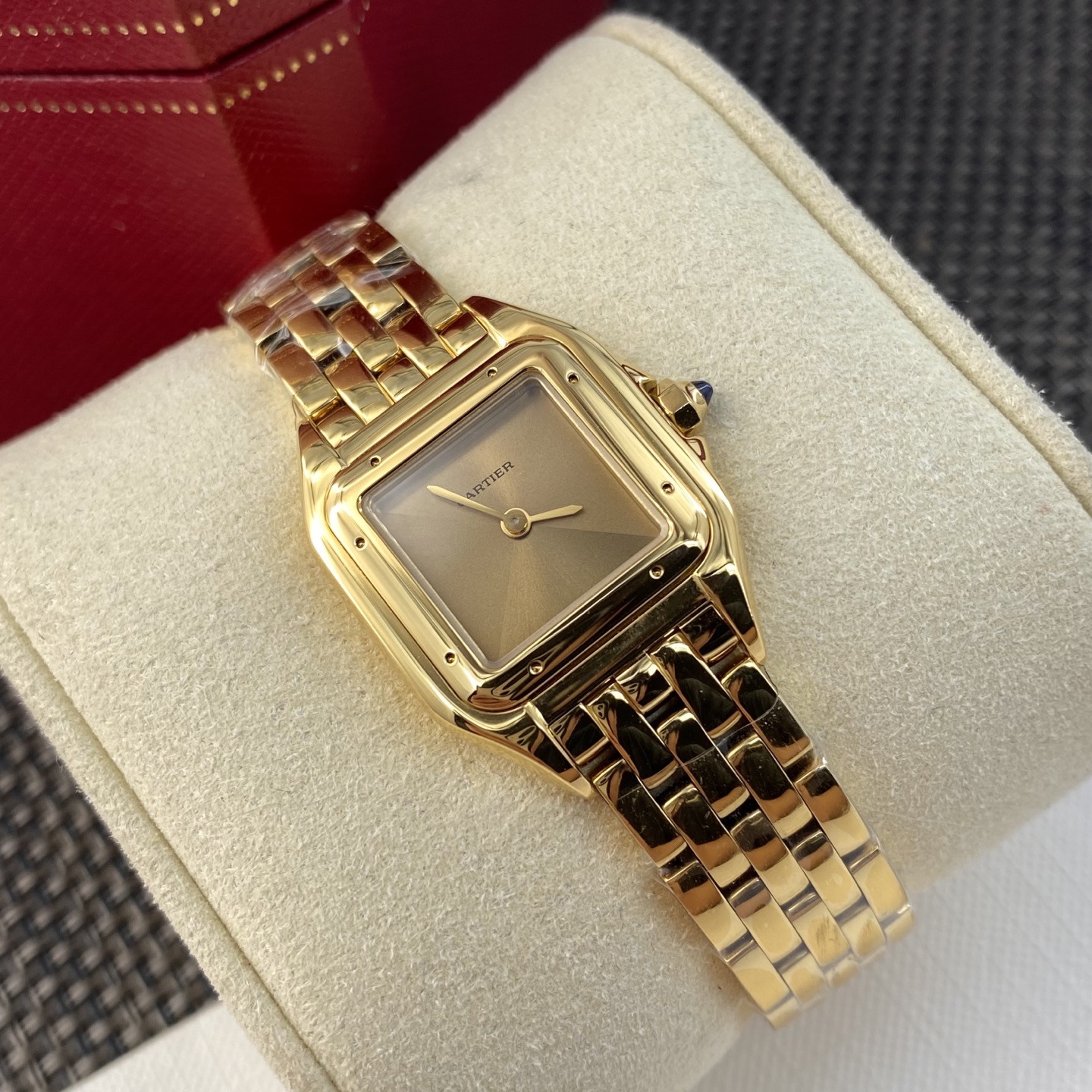 Часы Cartier
