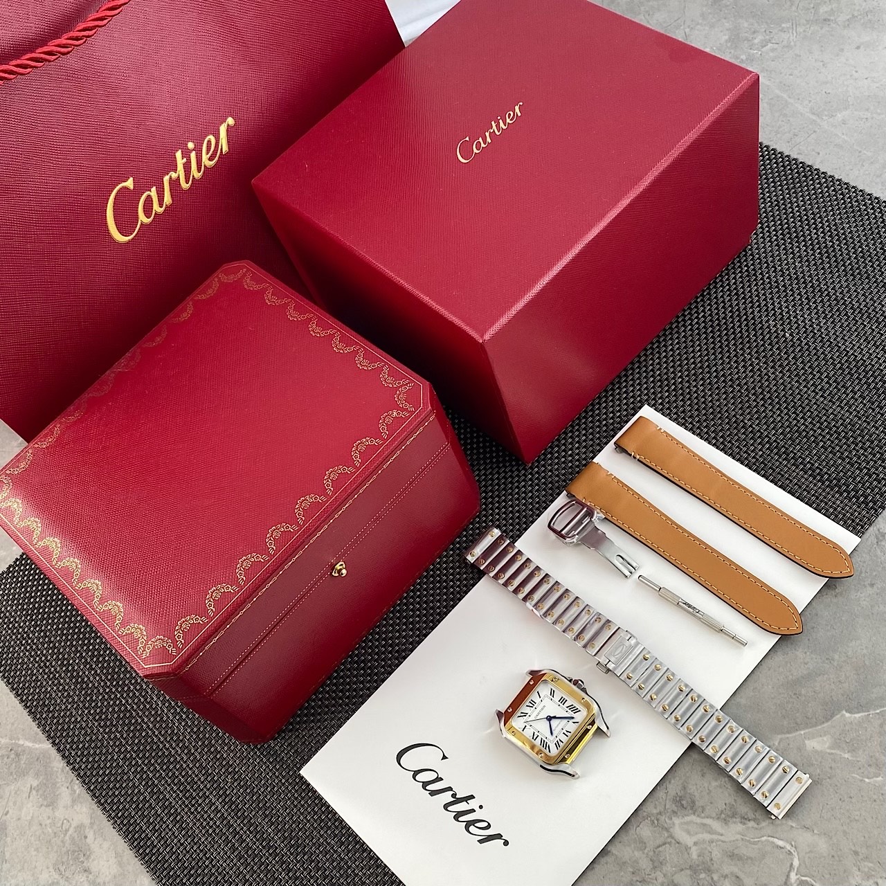 Часы Cartier
