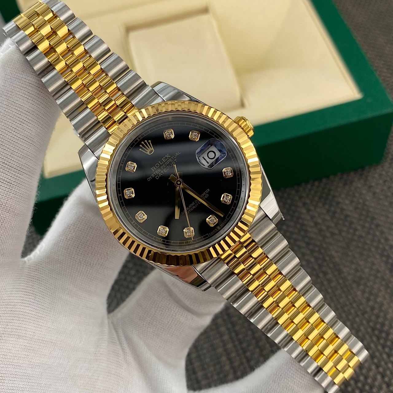 Часы Rolex