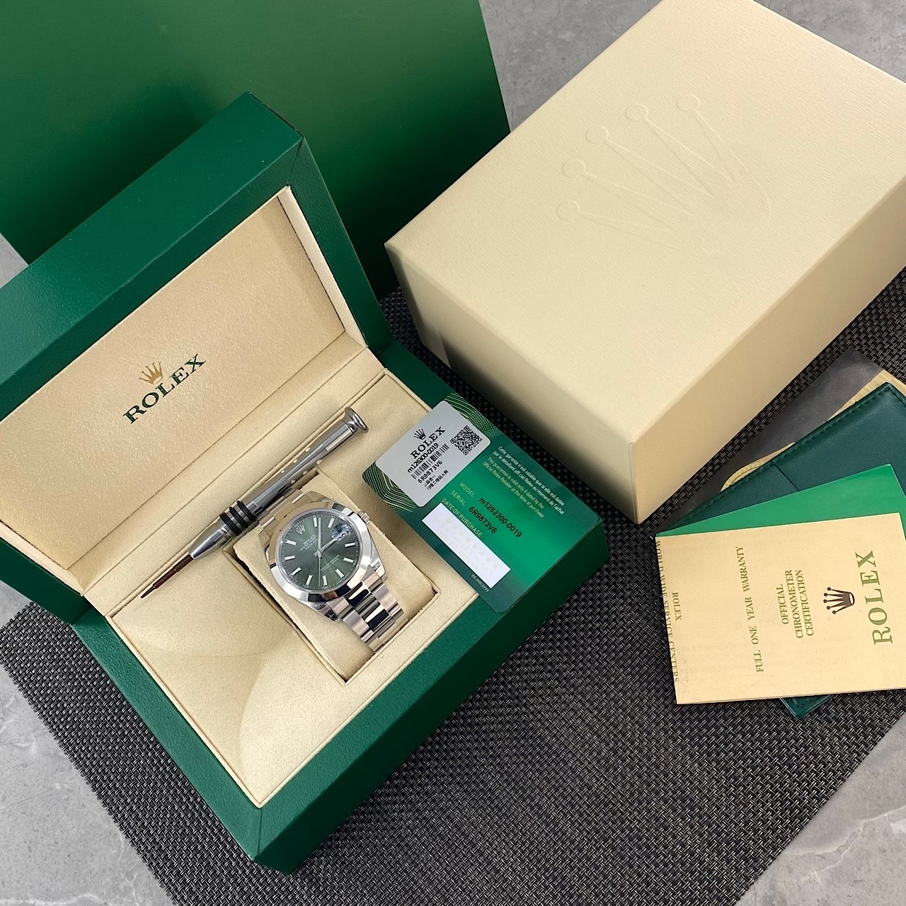 Часы Rolex