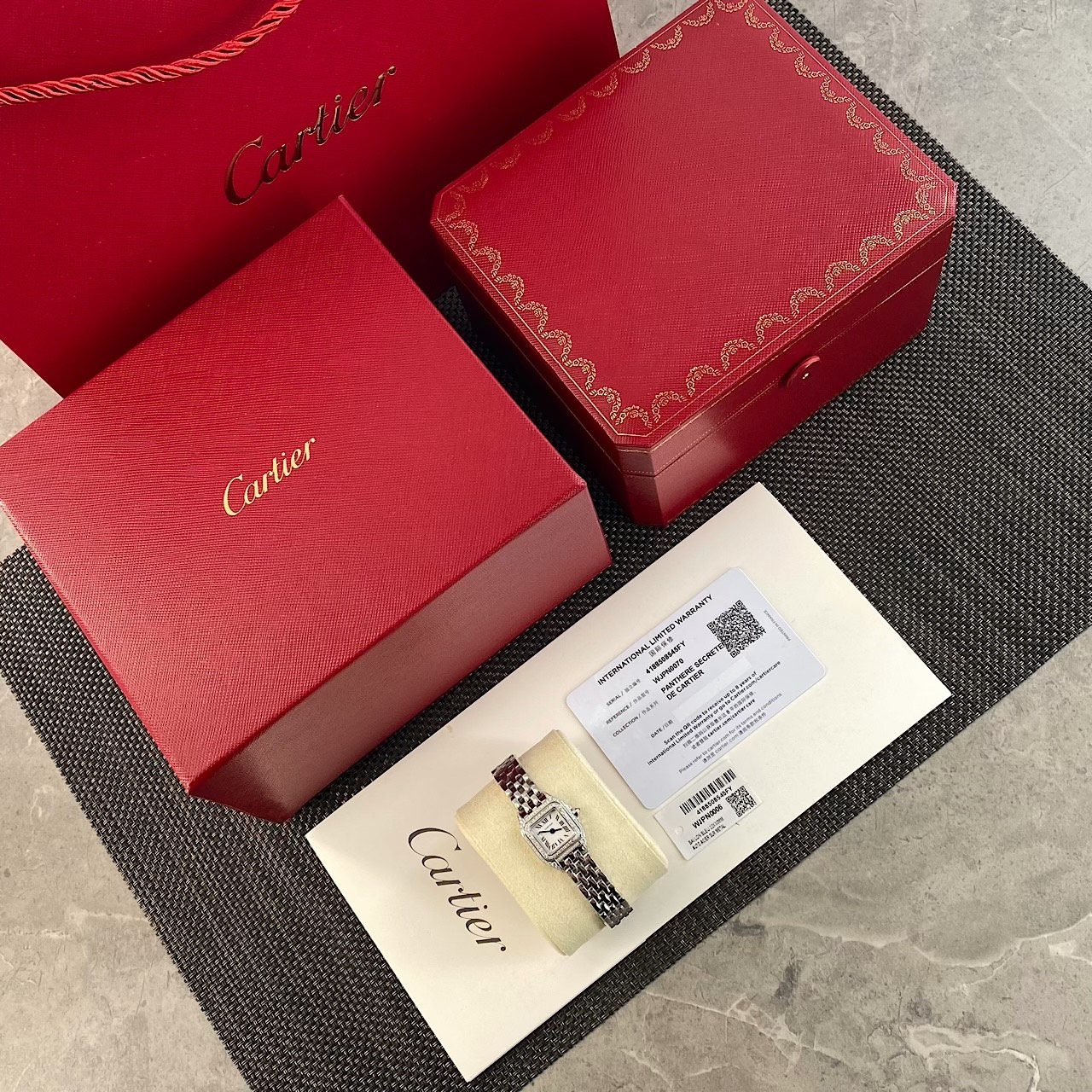 Часы Cartier