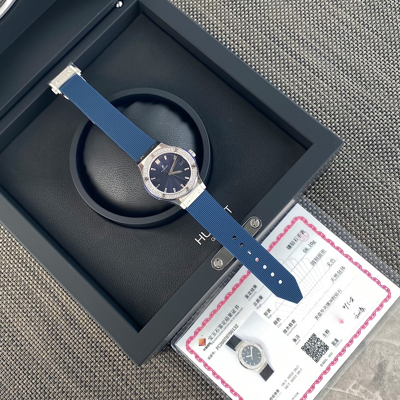 Часы Hublot