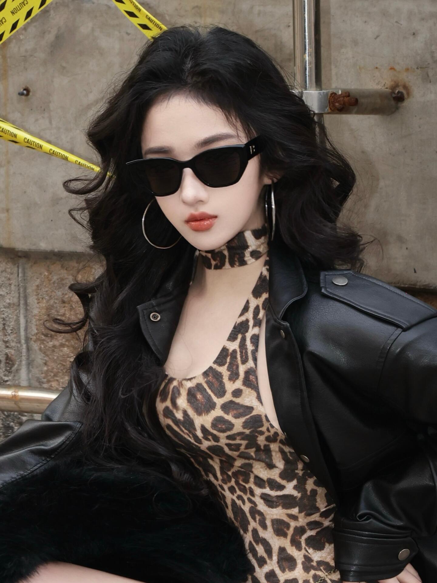 Unknown 按头安利 甜酷猫，大女主摩登入场券