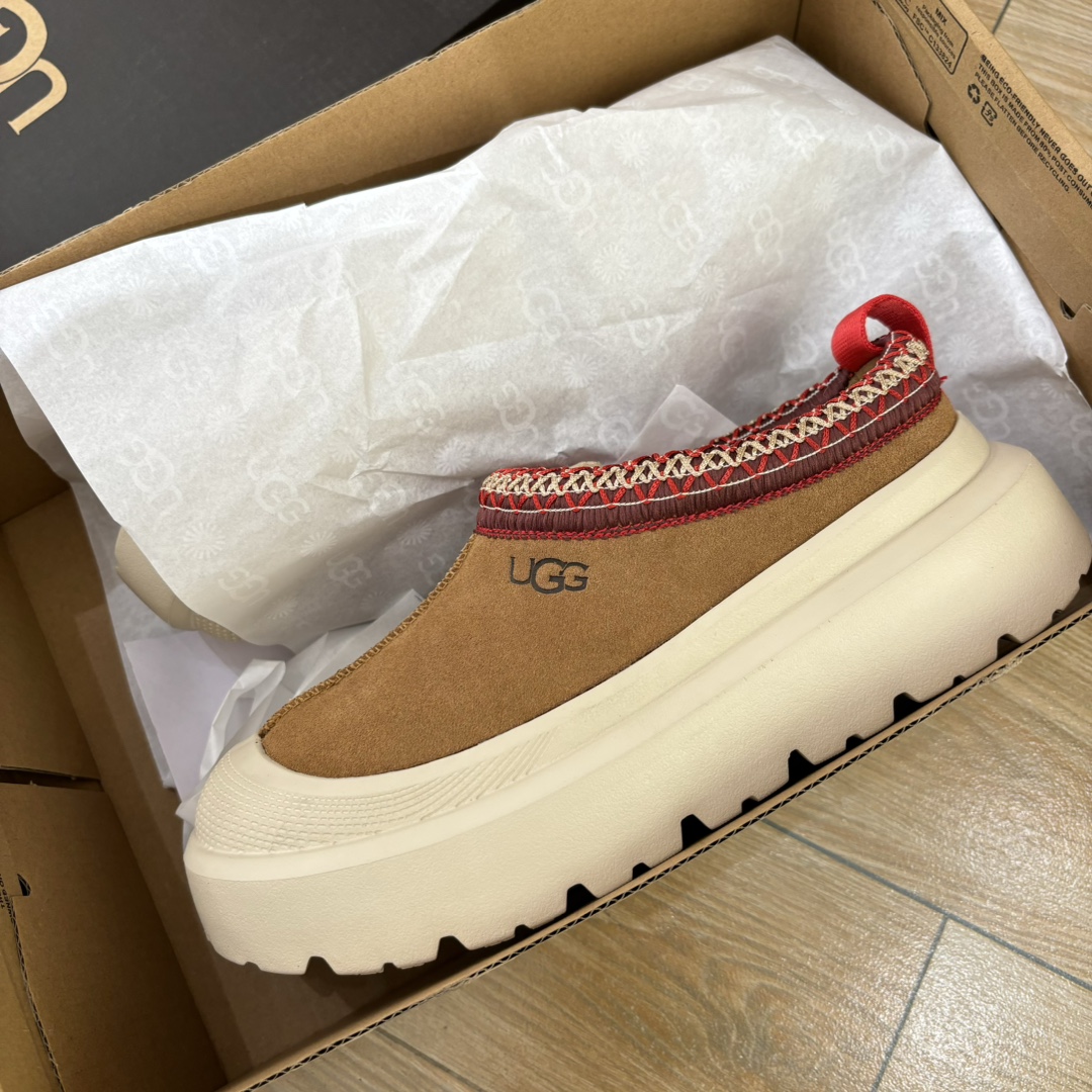 细节图  🔥双11预热特惠🔥CX专供 独家纯原【UGG】原价xx 塔斯曼 民族风🔥王一博同款厚底民族风一脚蹬塔斯曼,运动底与民族风完美搭配颜色:栗色白底.