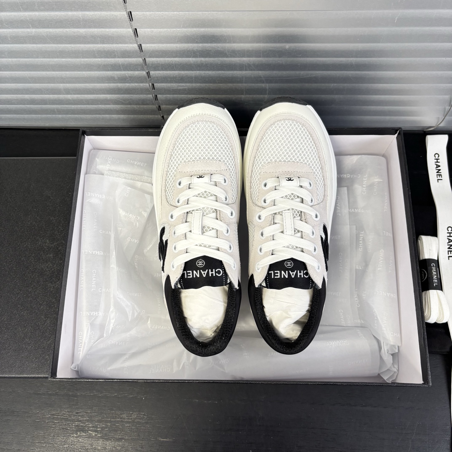 Chanel Spedizione Scarpe sportive
