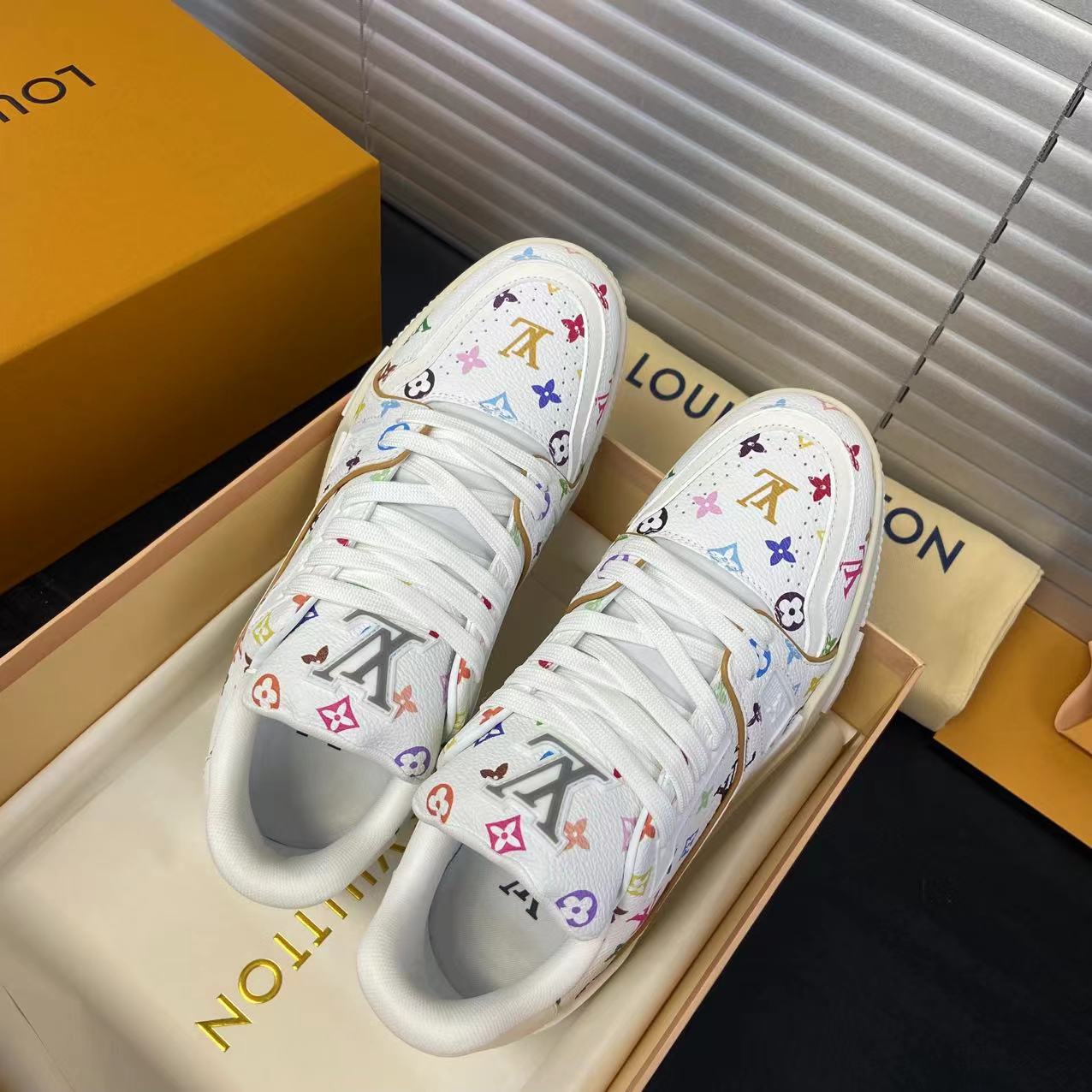 | Lv trainer Spedizione Scarpe sportive