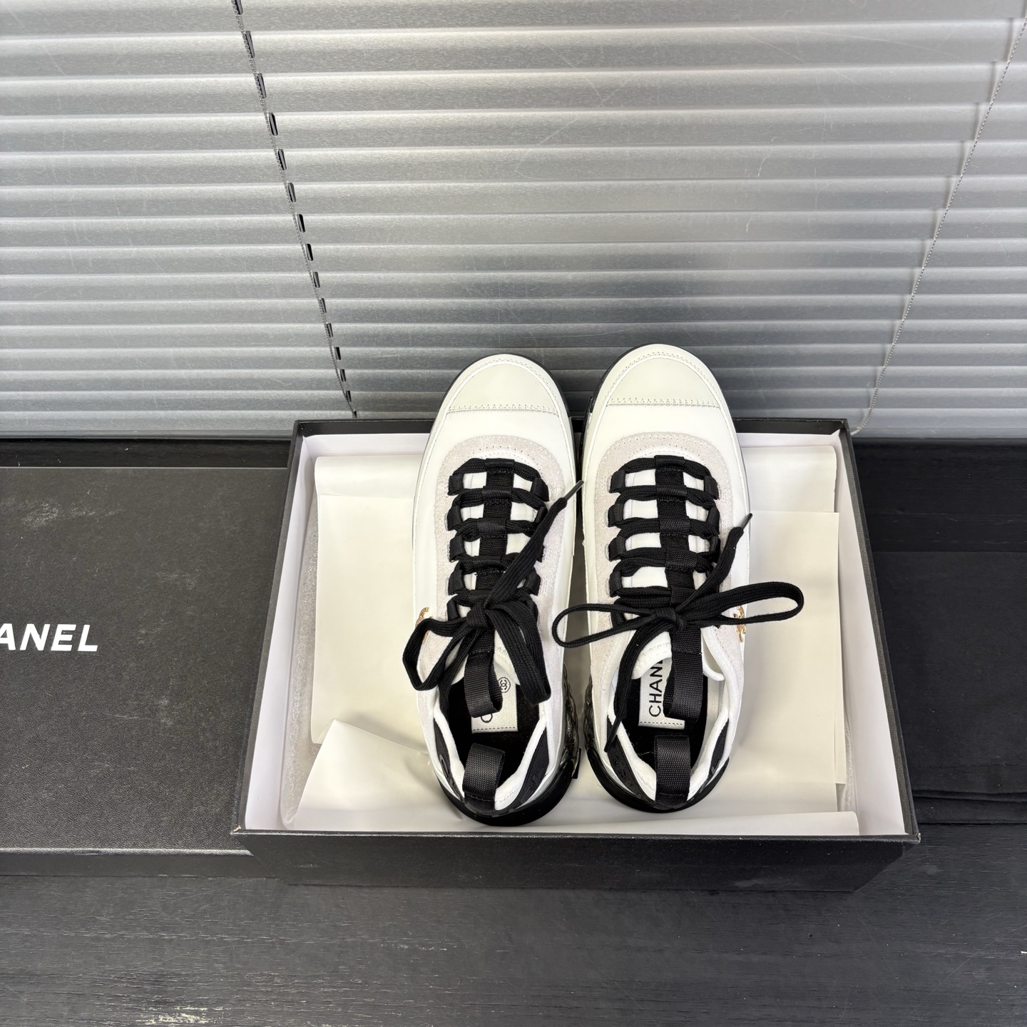 | Chanel Spedizione Scarpe sportive