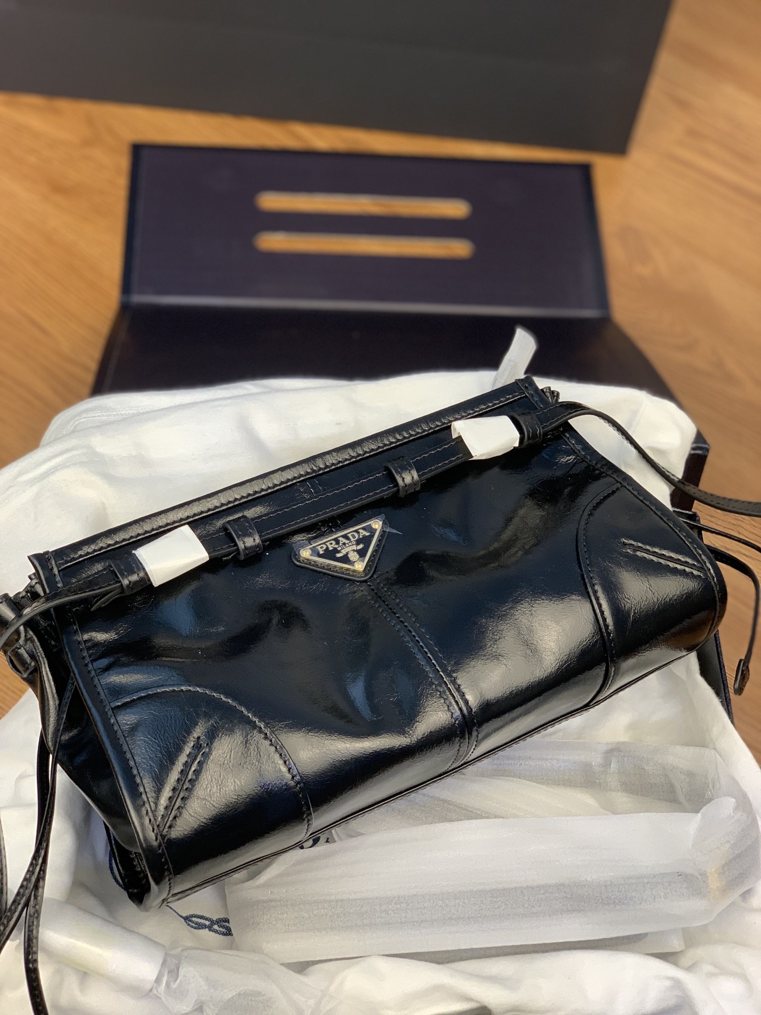Delivery, super cool Prada new, weeding, one-shoulder slant, under arm - 图片 5