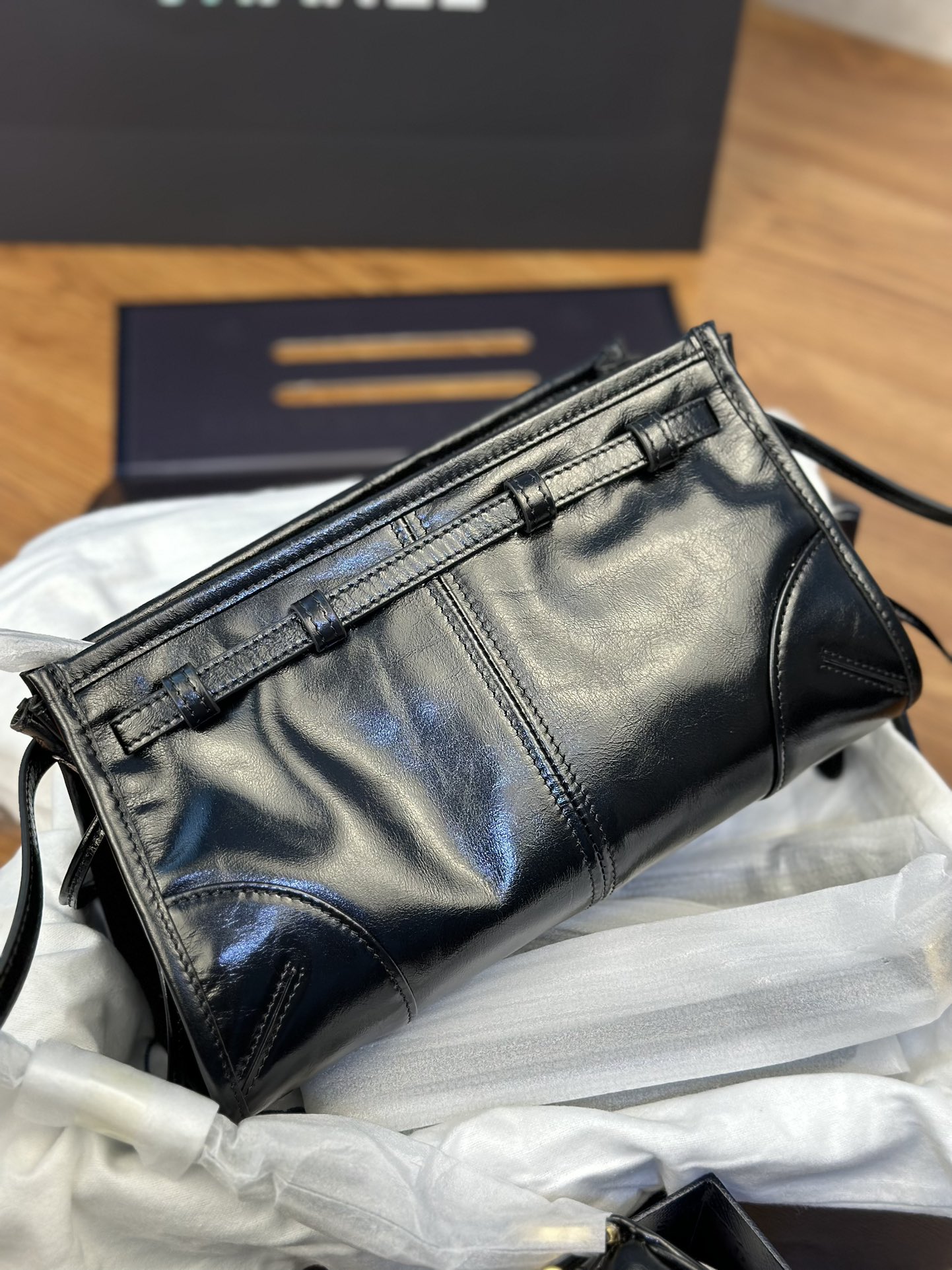 Delivery, super cool Prada new, weeding, one-shoulder slant, under arm - 图片 7