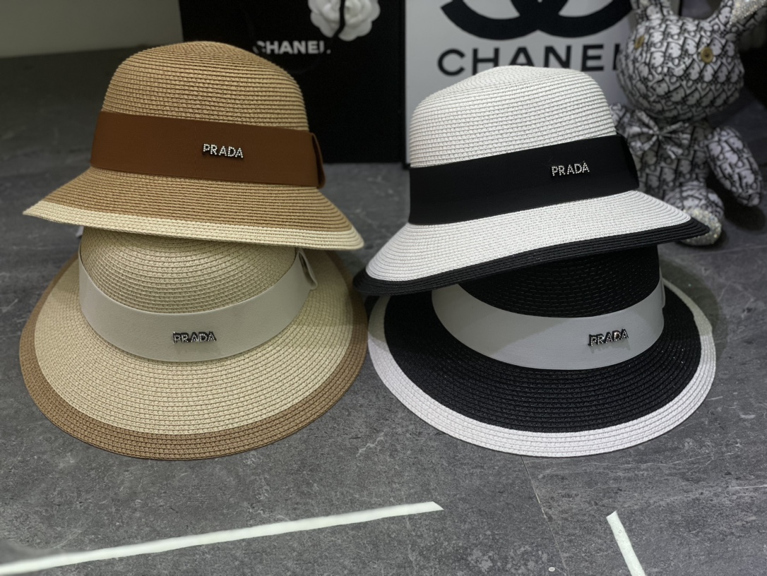 NO:195131,Special offer with dust bag [PRADA] new color-blocking basin hat straw hat, a must-have for going out, so buy it now!  Hat fisherman hat baseball hat knit hat, hat, prada, prada, espadrilles, hats19860909特价配防尘袋【PRADA普拉达】新款拼色盆帽草帽,出街必备超好搭配,赶紧入手！帽子渔夫帽棒球帽针织帽,帽子,prada,prada,espadrilles,hats,hat