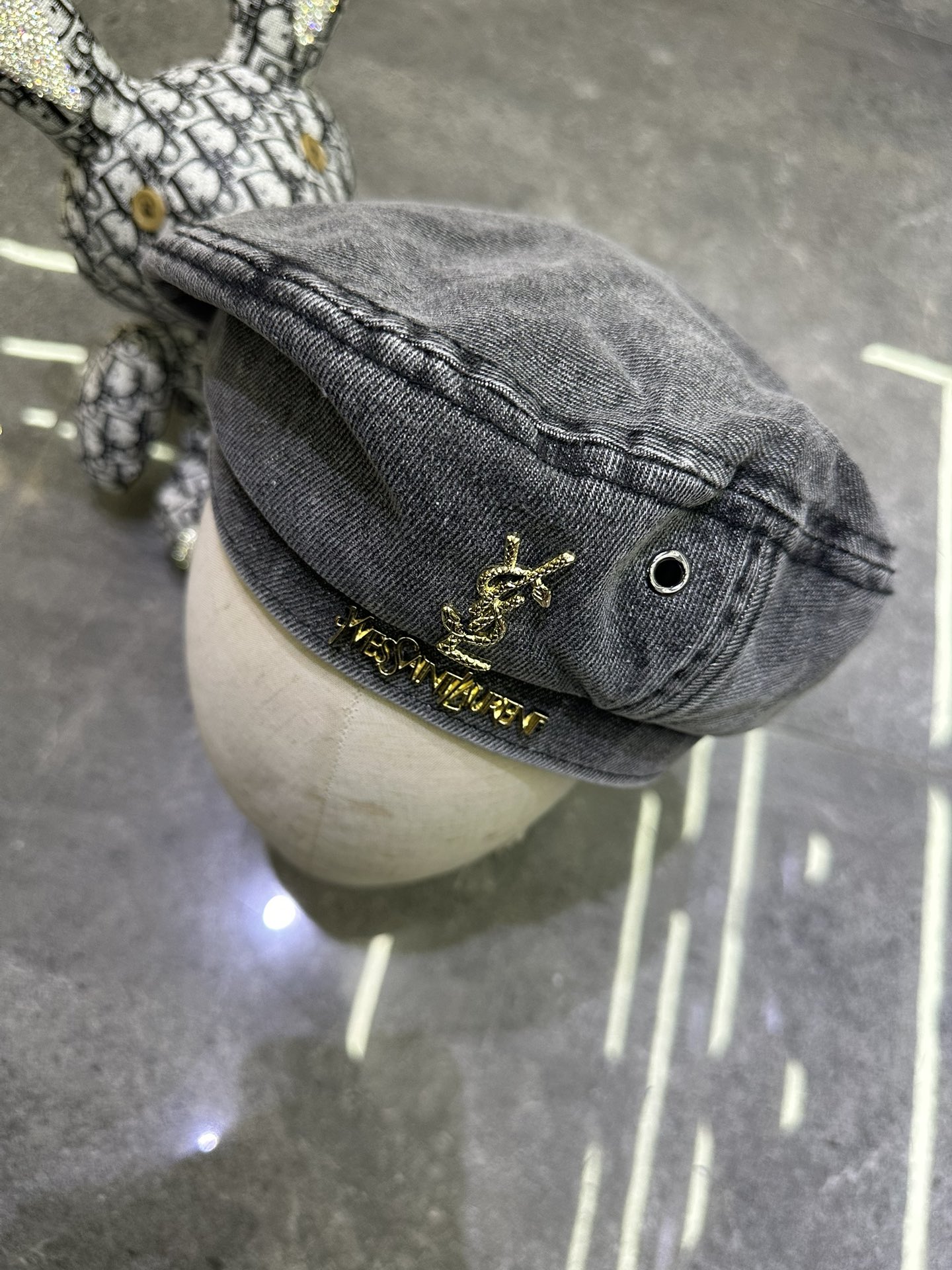 🎀YsL 爆款牛仔贝雷帽‼️‼️