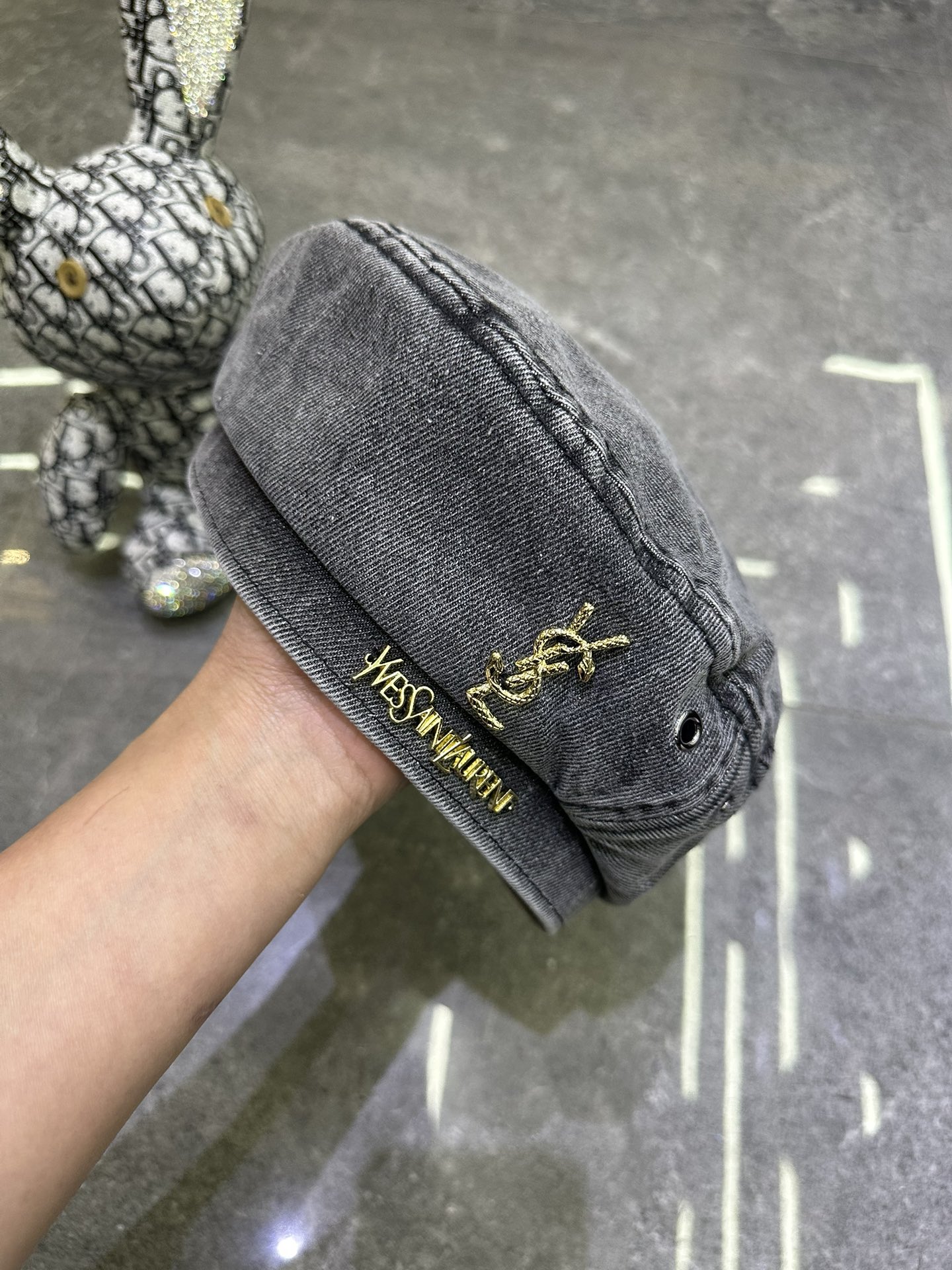 🎀YsL 爆款牛仔贝雷帽‼️‼️
