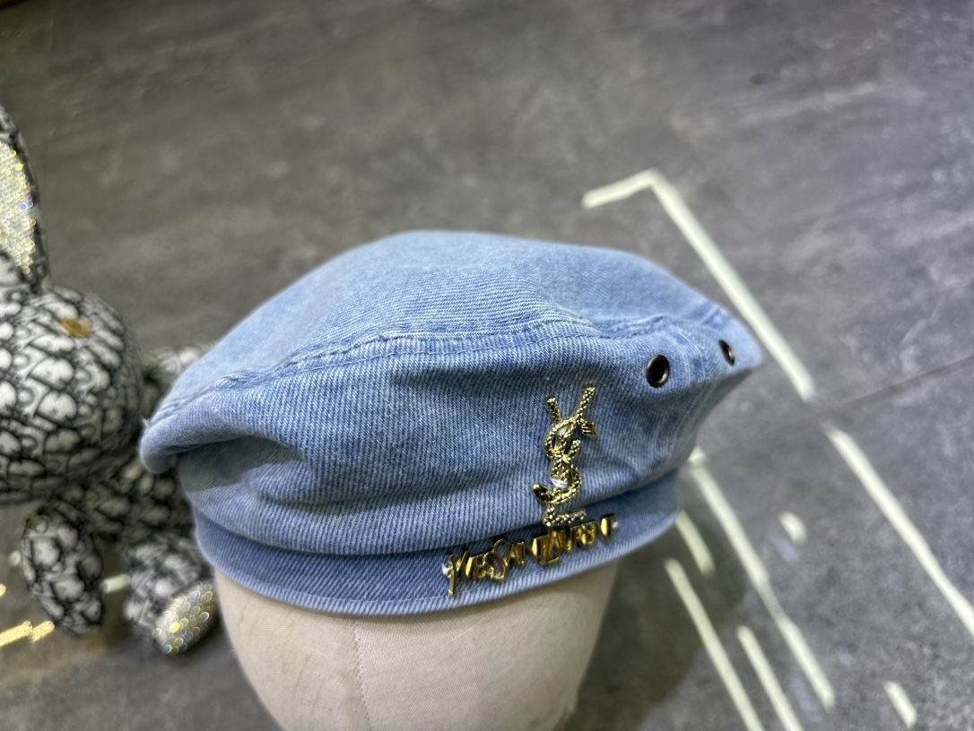 🎀YsL 爆款牛仔贝雷帽‼️‼️