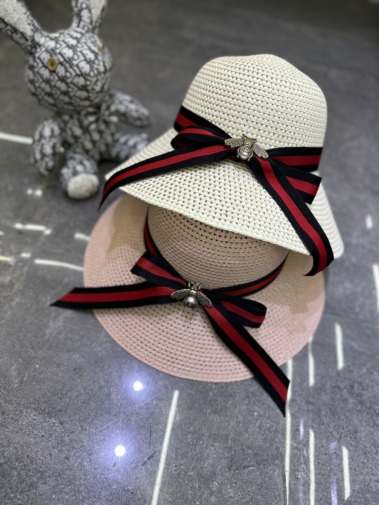 🎀Gucci 爆款经典丝带🎀蜜蜂🐝胸针盆帽🔥🔥