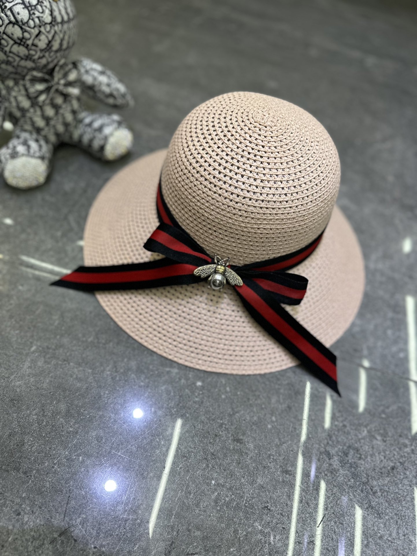 🎀Gucci 爆款经典丝带🎀蜜蜂🐝胸针盆帽🔥🔥