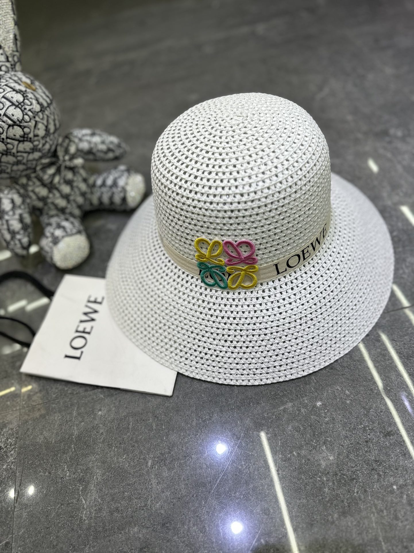 🎀罗意威爆款经典盆帽👒👒👒春夏新品百搭时尚单品首选🔥🔥🔥