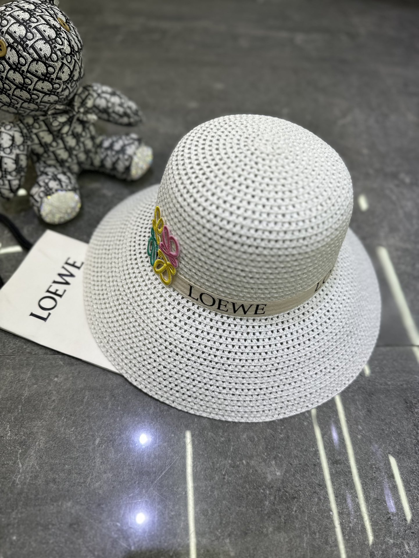 🎀罗意威爆款经典盆帽👒👒👒春夏新品百搭时尚单品首选🔥🔥🔥